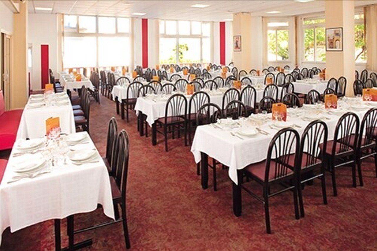 Hotel De Lisieux Lourdes Exteriör bild